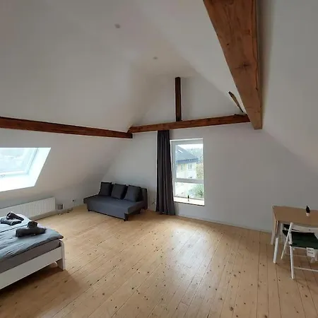 Kinderklinik Dachwohnung Lion's Head 1b * Siegen